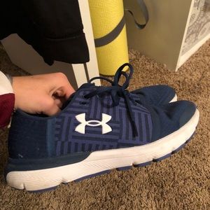 Under Armour navy speedform Gemini